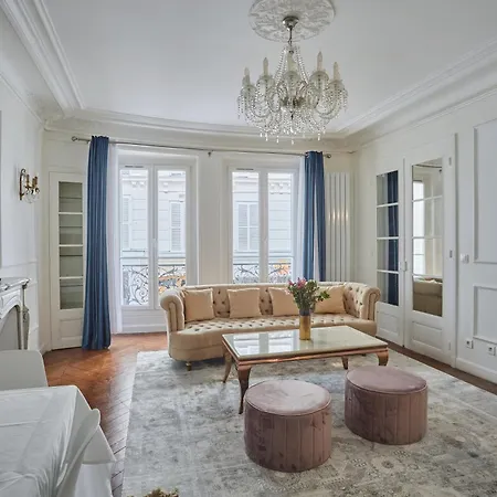 Champs-elysees 2 Bedrooms Haussman Luxury * Paris